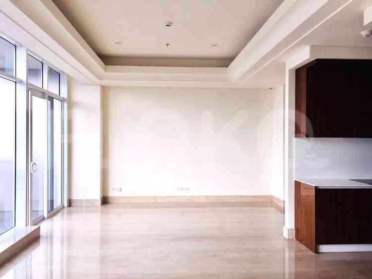 143 sqm, 18th floor, 3 BR apartment for sale in Setiabudi 8