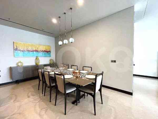 Dijual Apartemen 3 BR, Lantai 20, Luas 260 m2 di Kebon Sirih 2