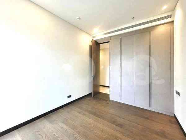 Dijual Apartemen 3 BR, Lantai 11, Luas 260 m2 di Kebon Sirih 8