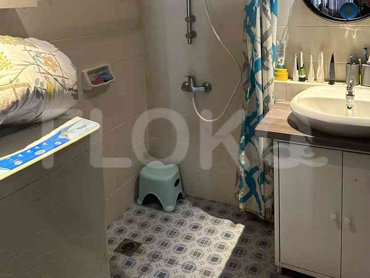 Dijual Apartemen 2 BR, Lantai 17, Luas 64 m2 di Kuningan 5