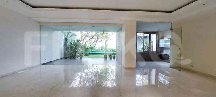 Disewakan Rumah 5 BR, Luas 650 m2 di Jl. Gaharu V, Cilandak 4