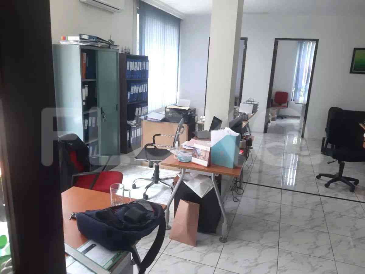 Dijual Ruko Luas 180 m2 di Dr Saharjo, Menteng 3