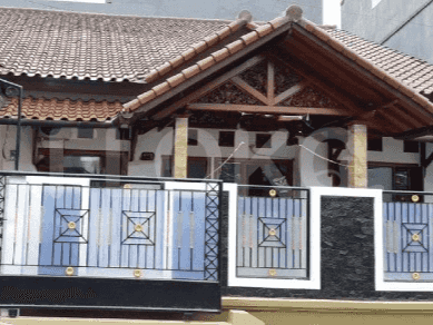 Disewakan Rumah 3 BR, Luas 250 m2 di Cipete 1