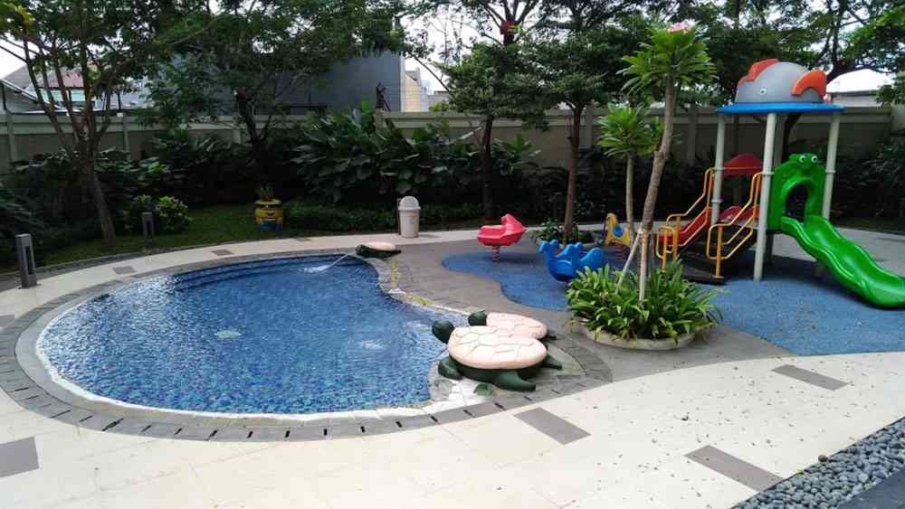 kolam renang madison park