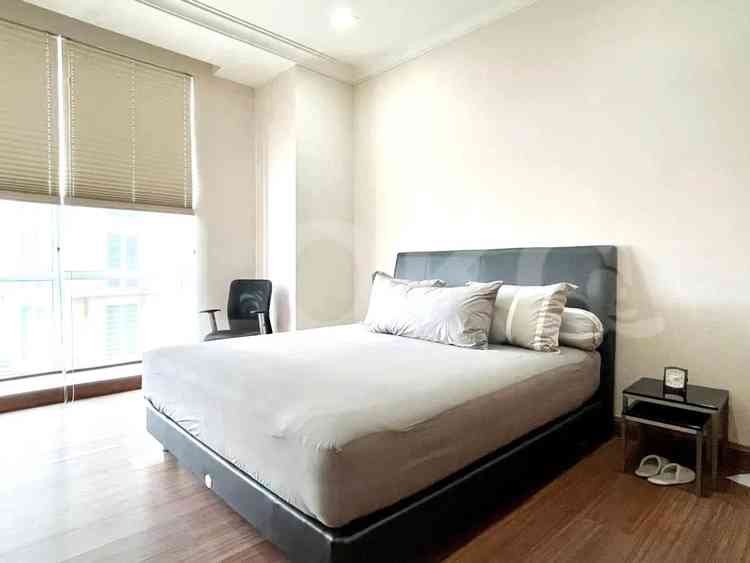 Dijual Apartemen 3 BR, Lantai 5, Luas 196 m2 di Gandaria 2