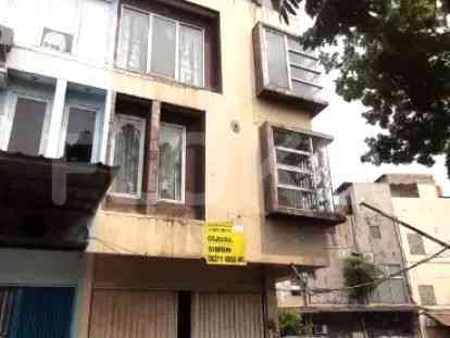 70 sqm, shophouse for sale in Jl. Asem Baris, Tebet 4