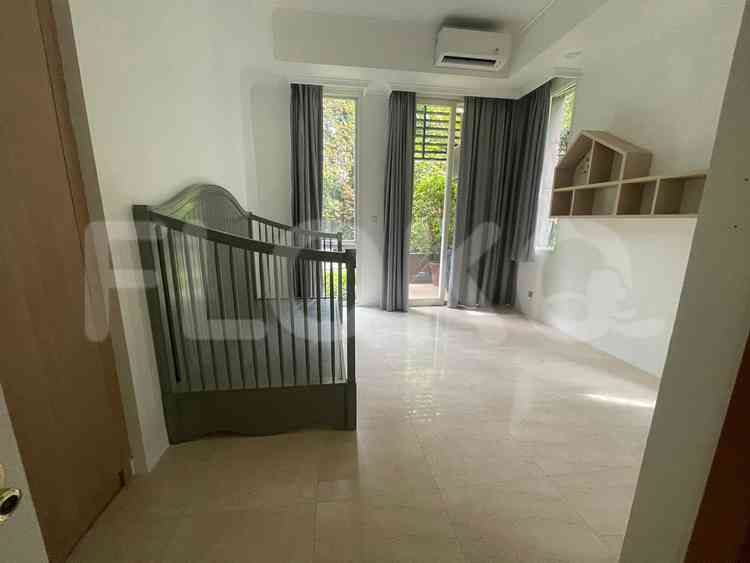 Tipe 3 Kamar Tidur di Lantai 1 untuk disewakan di Sudirman Residence - fsu41d 5