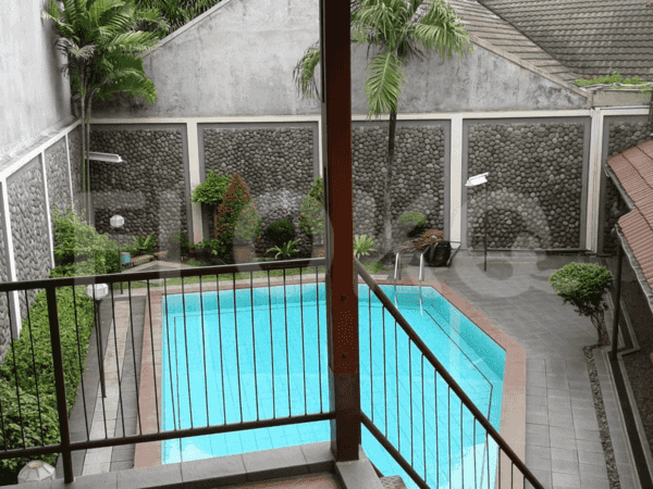 Disewakan Rumah 4 BR, Luas 550 m2 di Pondok Indah 4