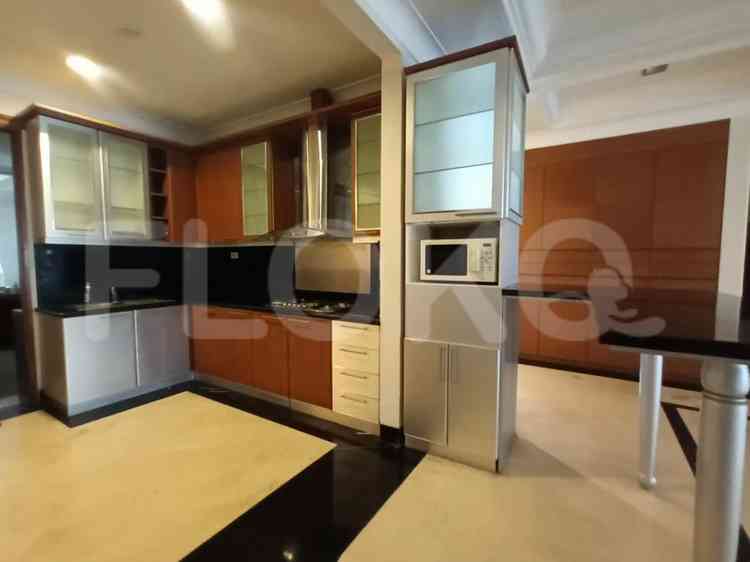 Disewakan Rumah 5 BR, Luas 800 m2 di Pondok Indah 3