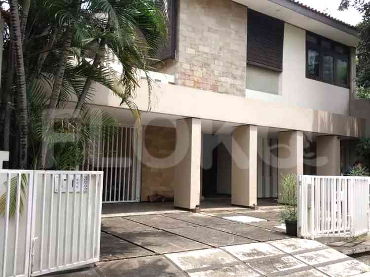 400 sqm, 4 BR house for rent in Jl. Jaya Mandala, Mega Kuningan 6