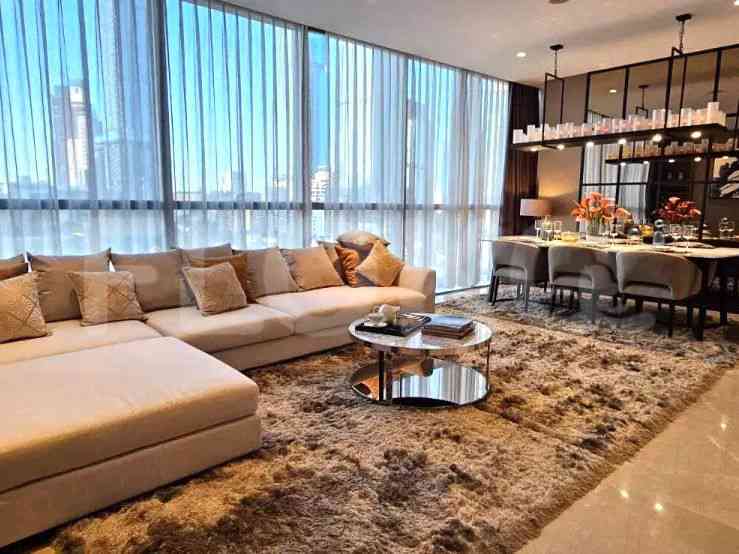 Dijual Apartemen 3 BR, Lantai 10, Luas 168 m2 di Tanah Abang 3