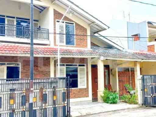 Dijual Rumah 3 BR, Luas 180 m2 di Perumahan Jatibening Dua, Pondok Gede 1