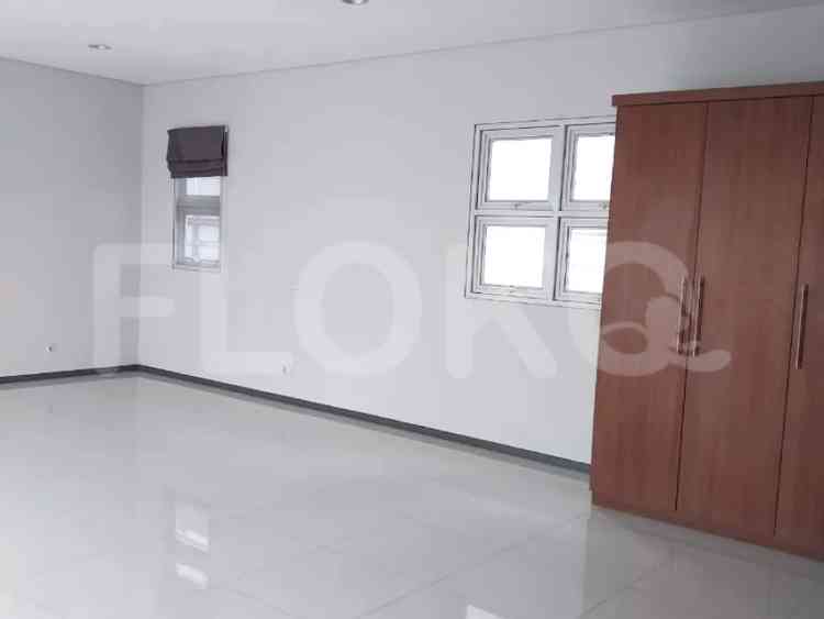 400 sqm, 4 BR house for rent in Jl. Jaya Mandala, Mega Kuningan 3