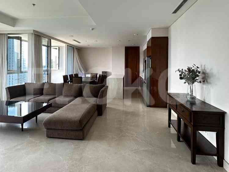 Dijual Apartemen 3 BR, Lantai 15, Luas 186 m2 di Kuningan 1