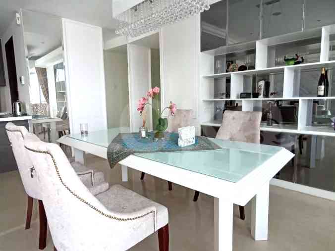 Dijual Apartemen 3 BR, Lantai 31, Luas 151 m2 di Tanah Abang 1