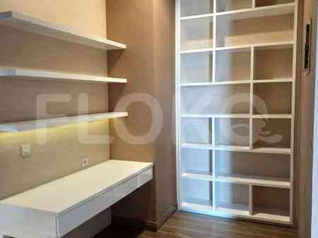 Dijual Apartemen 2 BR, Lantai 6, Luas 109 m2 di Senayan 2