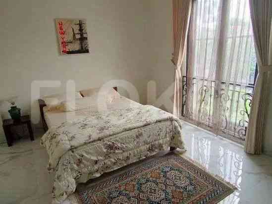 Disewakan Rumah 3 BR, Luas 63 m2 di Kemang 2