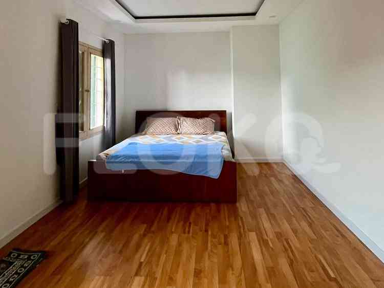 Disewakan Rumah 4 BR, Luas 189 m2 di Gandaria 3