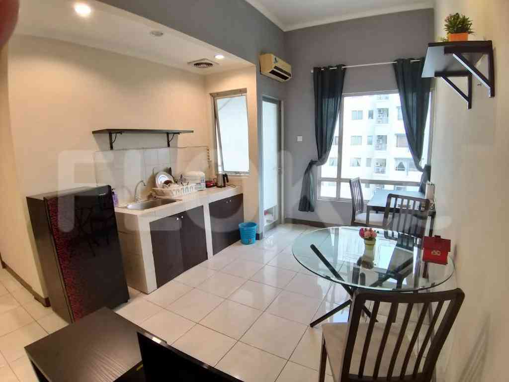 2 Bedroom on 15th Floor for Rent in Sudirman Park Apartment - fta973 5