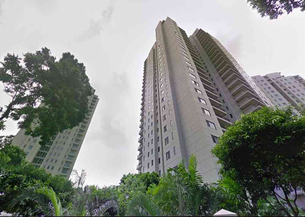 Gedung Apartemen Plaza Senayan