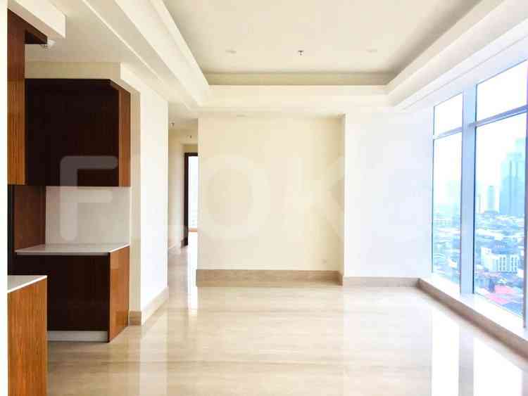 143 sqm, 18th floor, 3 BR apartment for sale in Setiabudi 7