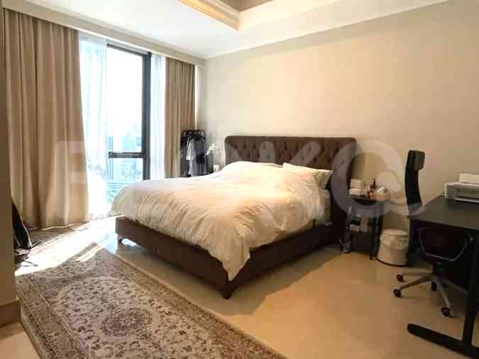 Dijual Apartemen 2 BR, Lantai 19, Luas 105 m2 di Senopati 5