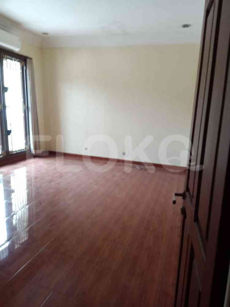 Disewakan Rumah 7 BR, Luas 1000 m2 di Menteng, Menteng 12