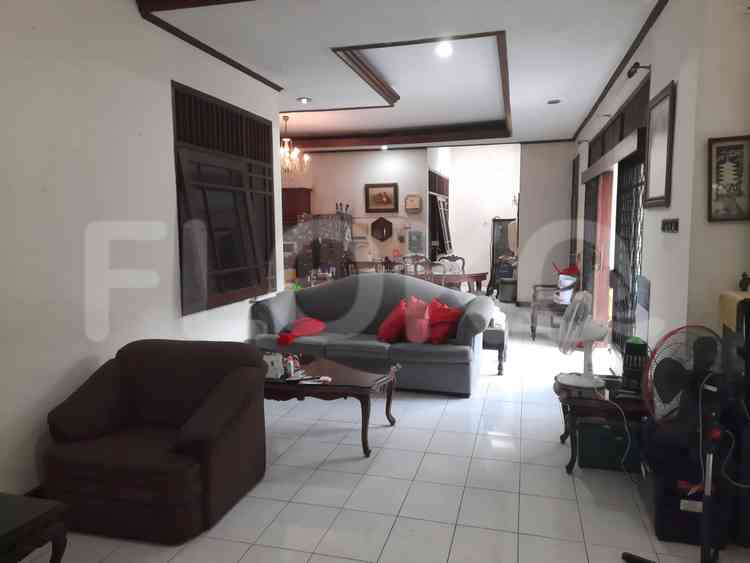 Disewakan Rumah 6 BR, Luas 380 m2 di Jl. Pertanin III, Lebak Bulus 7