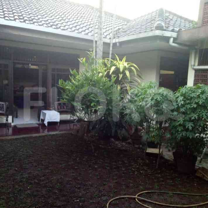 Disewakan Rumah 6 BR, Luas 380 m2 di Jl. Pertanin III, Lebak Bulus 3