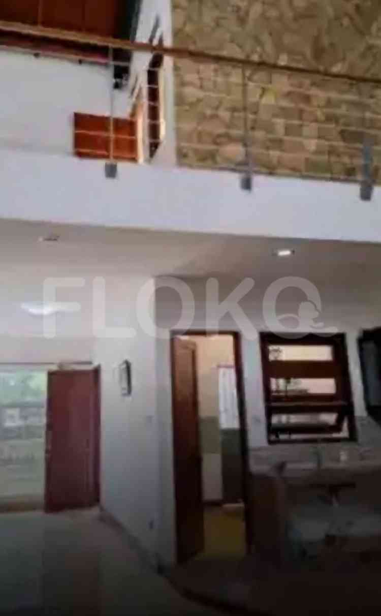 Disewakan Rumah 4 BR, Luas 250 m2 di Lebak Bulus, Lebak Bulus 7