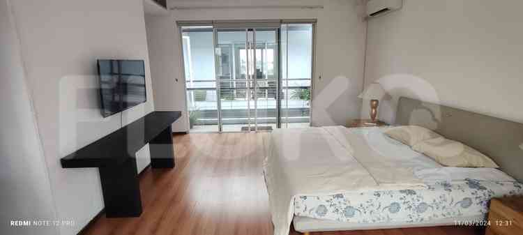 Disewakan Rumah 4 BR, Luas 300 m2 di Cilandak, Cilandak 4