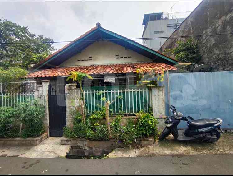 Dijual Rumah 14 BR, Luas 200 m2 di Petojo Gambir, Kemayoran 1