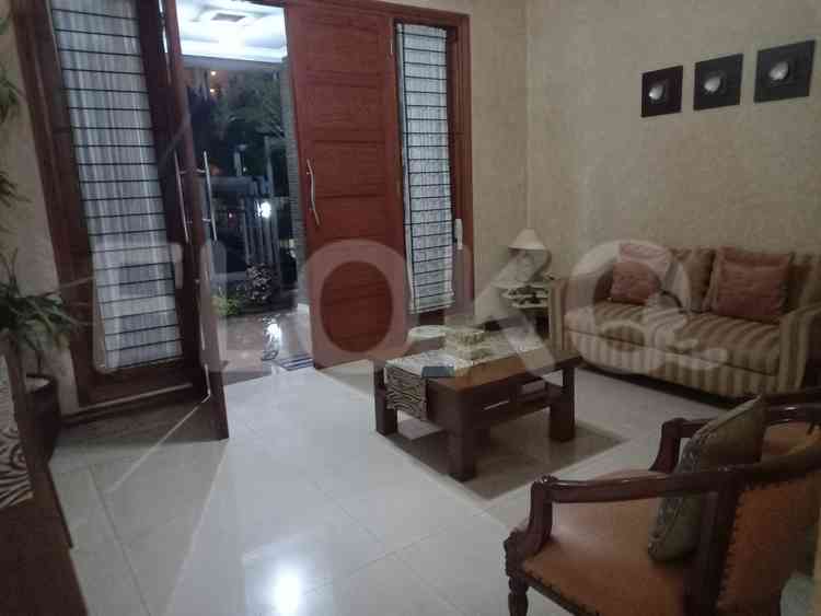 Dijual Rumah 5 BR, Luas 293 m2 di Rawamangun, Pulo Gadung 5