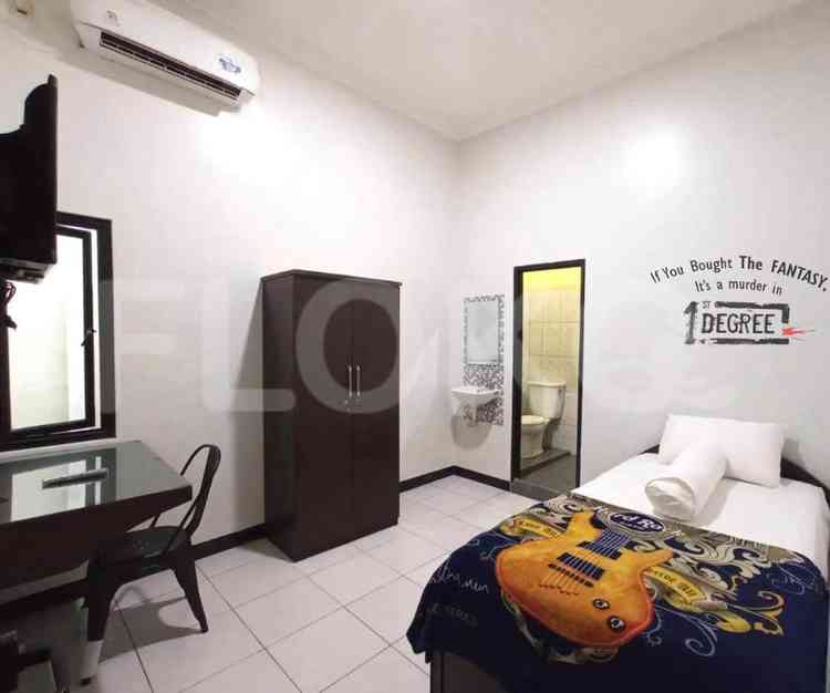 Dijual Rumah 13 BR, Luas 323 m2 di Senen, Senen 8