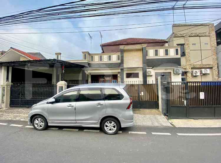 Dijual Rumah 22 BR, Luas 500 m2 di Pondok Gede, Pondok Gede 2