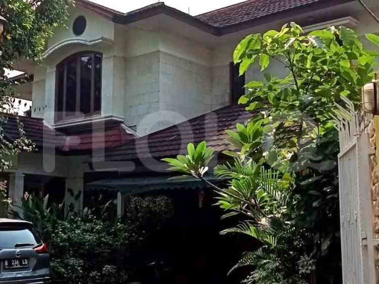 Dijual Rumah 5 BR, Luas 230 m2 di Jl Kenanga Ampera, Pasar Minggu 1