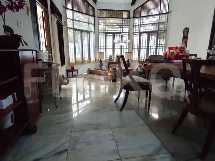 Disewakan Rumah 4 BR, Luas 250 m2 di Villa Cinere Mas, Cinere 3