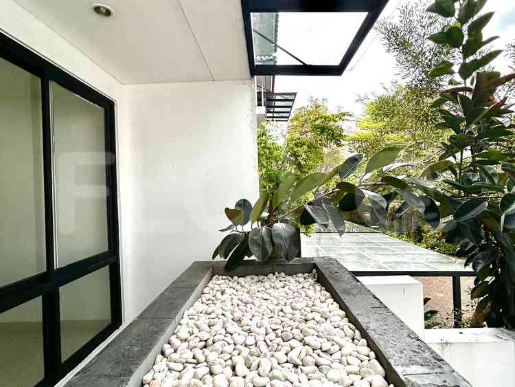 Disewakan Rumah 3 BR, Luas 264 m2 di Cinere, Cinere 7