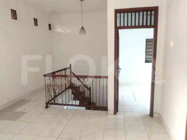 Disewakan Rumah 3 BR, Luas 120 m2 di Tanah Abang, Tanah Abang 6