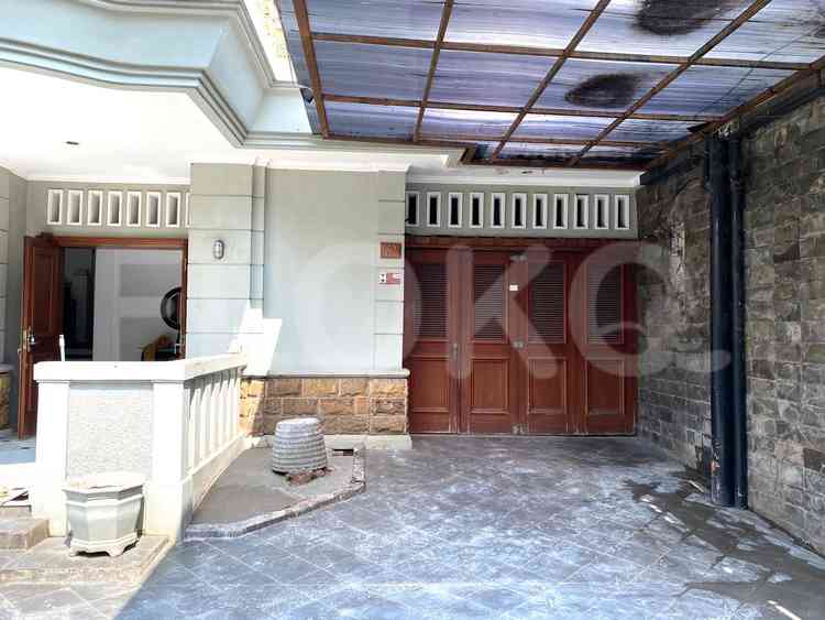 Disewakan Rumah 4 BR, Luas 300 m2 di Menteng, Menteng 31