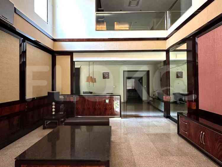 Disewakan Rumah 3 BR, Luas 400 m2 di Menteng, Menteng 8