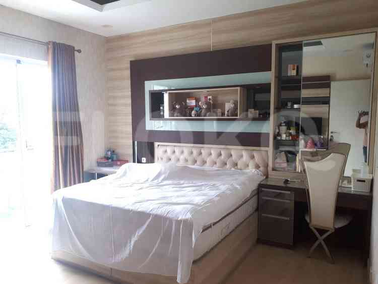 Disewakan Rumah 5 BR, Luas 285 m2 di Golf Residence, Kemayoran 10