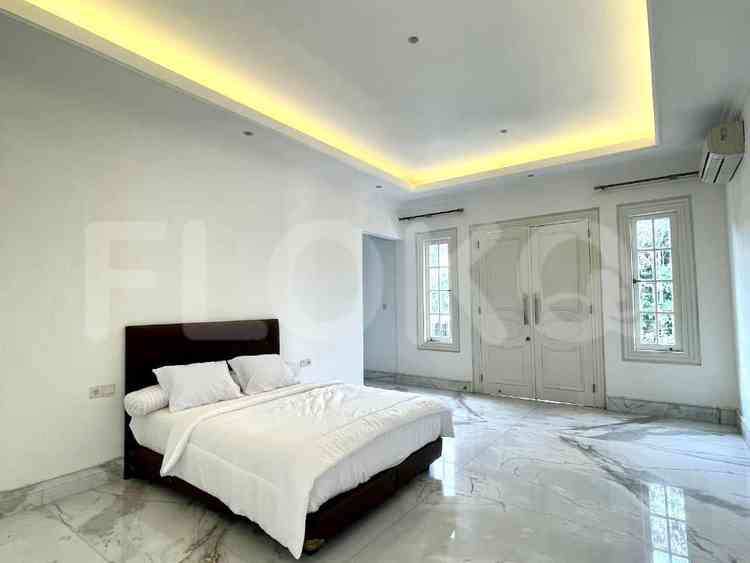 Disewakan Rumah 5 BR, Luas 1400 m2 di Jl. Banyumas, Menteng 7