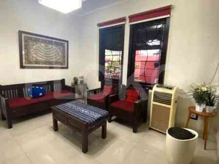 Dijual Rumah 4 BR, Luas 300 m2 di Jl. Tebet Timur Dalam Raya, Tebet 5