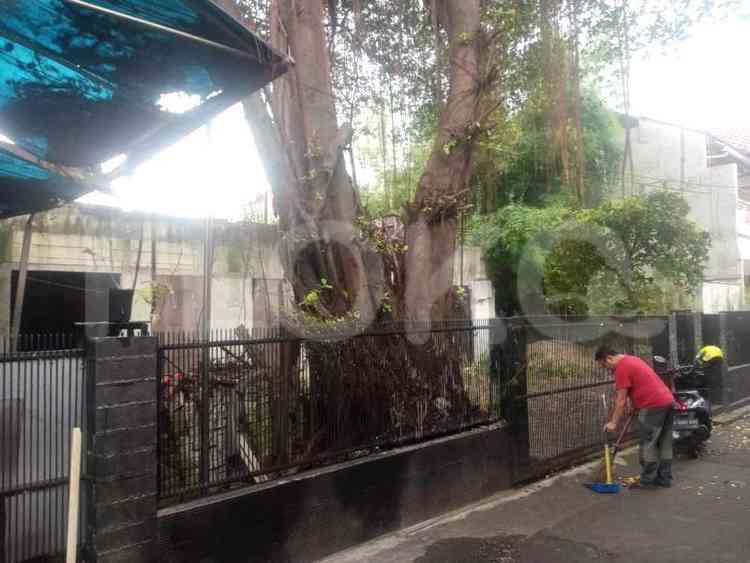 100 sqm, 4 BR house for sale in Jl. Tebet Dalam IIIB, Tebet 4