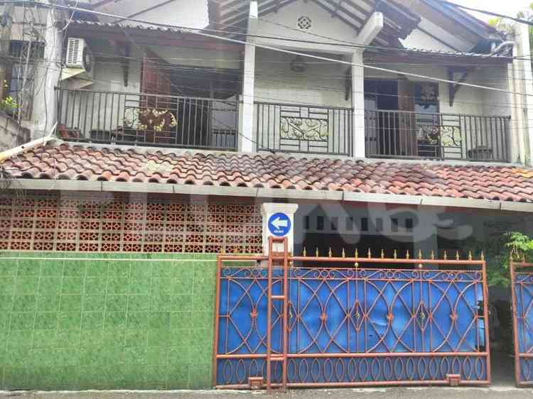 Disewakan Rumah 5 BR, Luas 300 m2 di Jl. Tebet amasa Ideng, Tebet 1