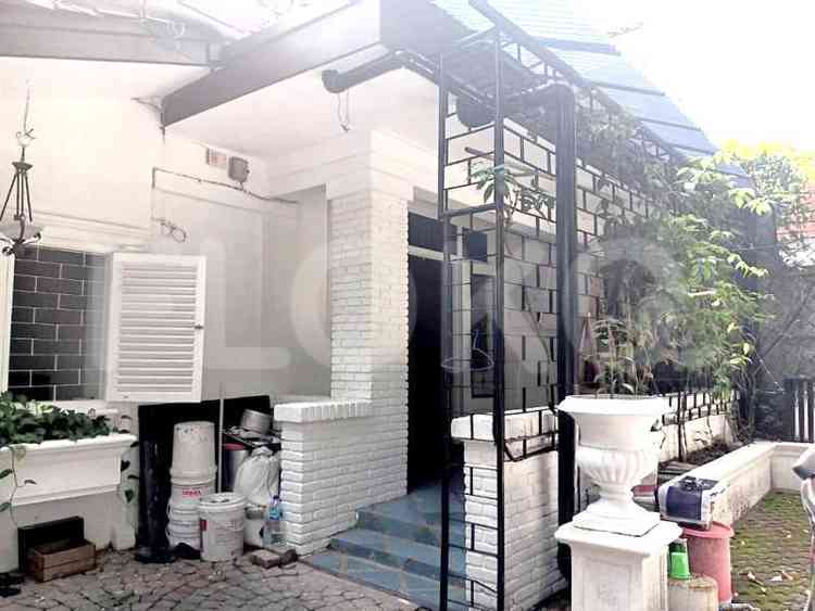 Disewakan Rumah 5 BR, Luas 150 m2 di Jl. Subang, Menteng 2