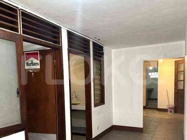 Disewakan Rumah 6 BR, Luas 500 m2 di Jl. Ki Mangunsarkoro, Menteng 3