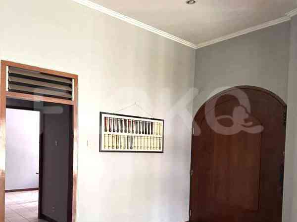 Disewakan Rumah 6 BR, Luas 500 m2 di Jl. Ki Mangunsarkoro, Menteng 7