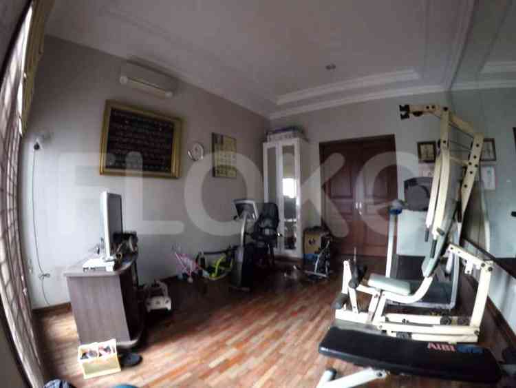 Dijual Rumah 8 BR, Luas 1200 m2 di Jl. Ki Mangunsarkoro, Menteng 8